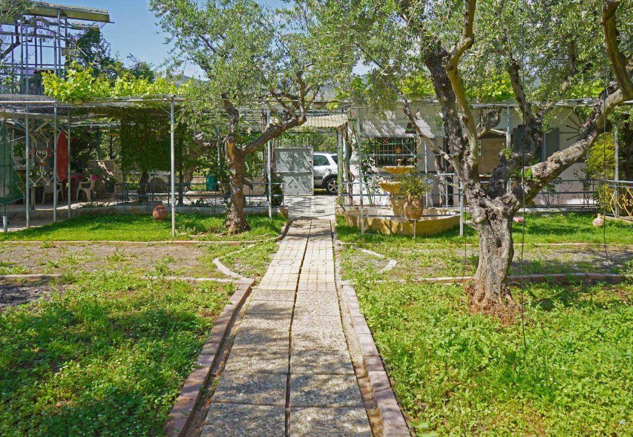 Veni Olive House Villa Kalamata Exterior photo